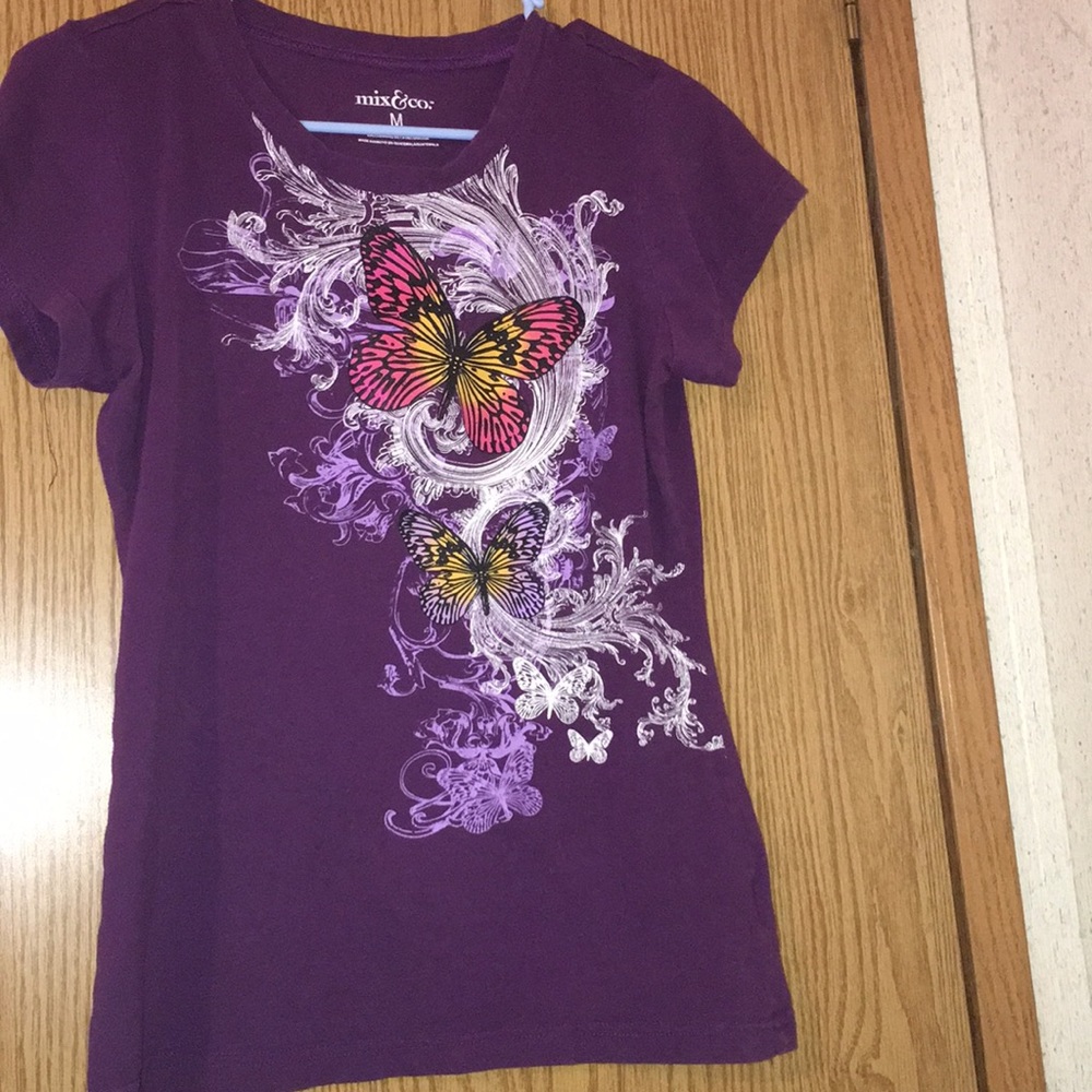 Butterfly  t-shirt🦋